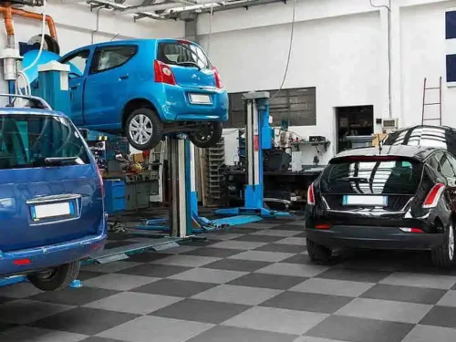 Ecco Pvc Podovi Invisbile sa prikrivenim spojevima u auto servisu