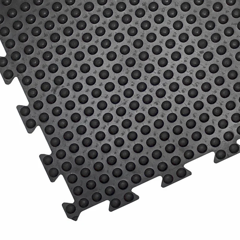 Modularni antizamorni otirači Max - Krupni kadar ergonomske mehuraste teksture antizamornog otirača od prirodne gume | Unnix Subotica