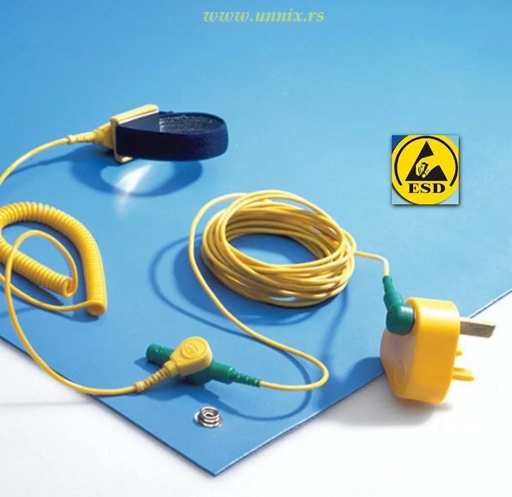 Antistatički ESD mat Banch — pogled na površinu otirača sa anti-kliznom osnovom, dimenzije 50x100 cm